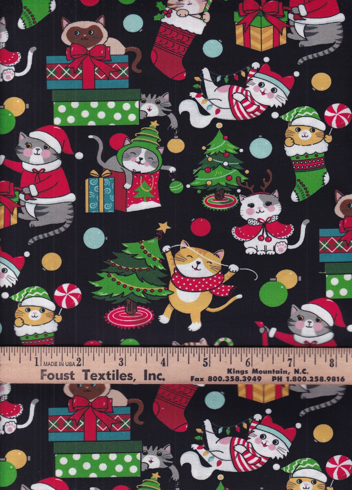 44 x 36 Christmas Catnip XMAS Cats Fabric Traditions 100% Cotton