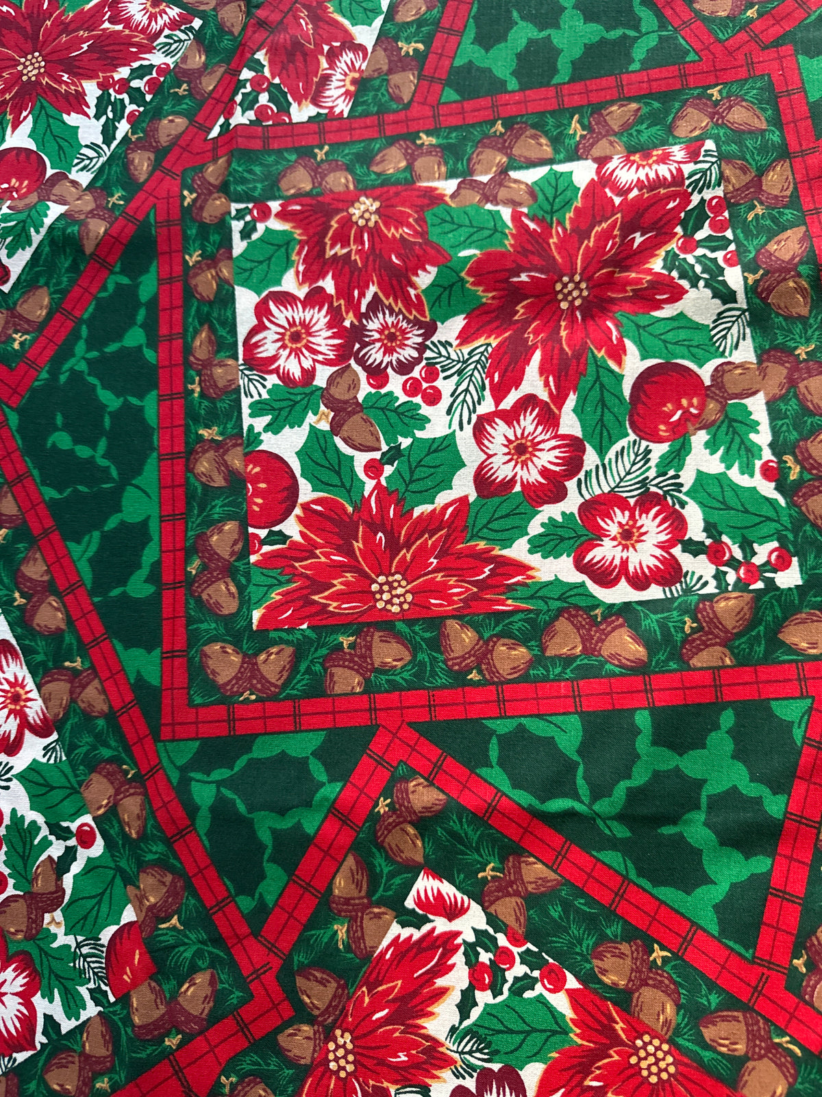 Christmas Vintage Acorns Holly in Large Boxes 100% Lightweight Cotton ...