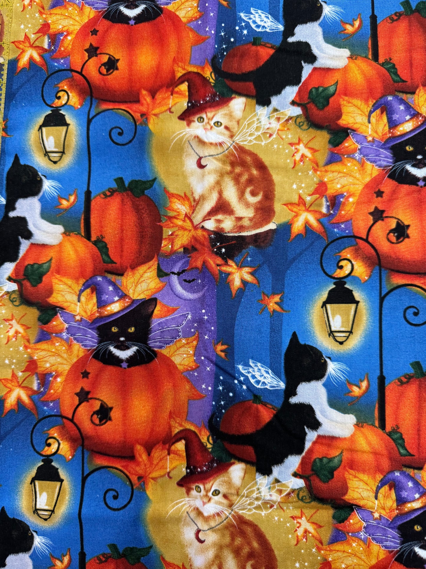 David Textiles 1 Yard PRECUT Halloween Cats and Pumpkins 100% Cotton
