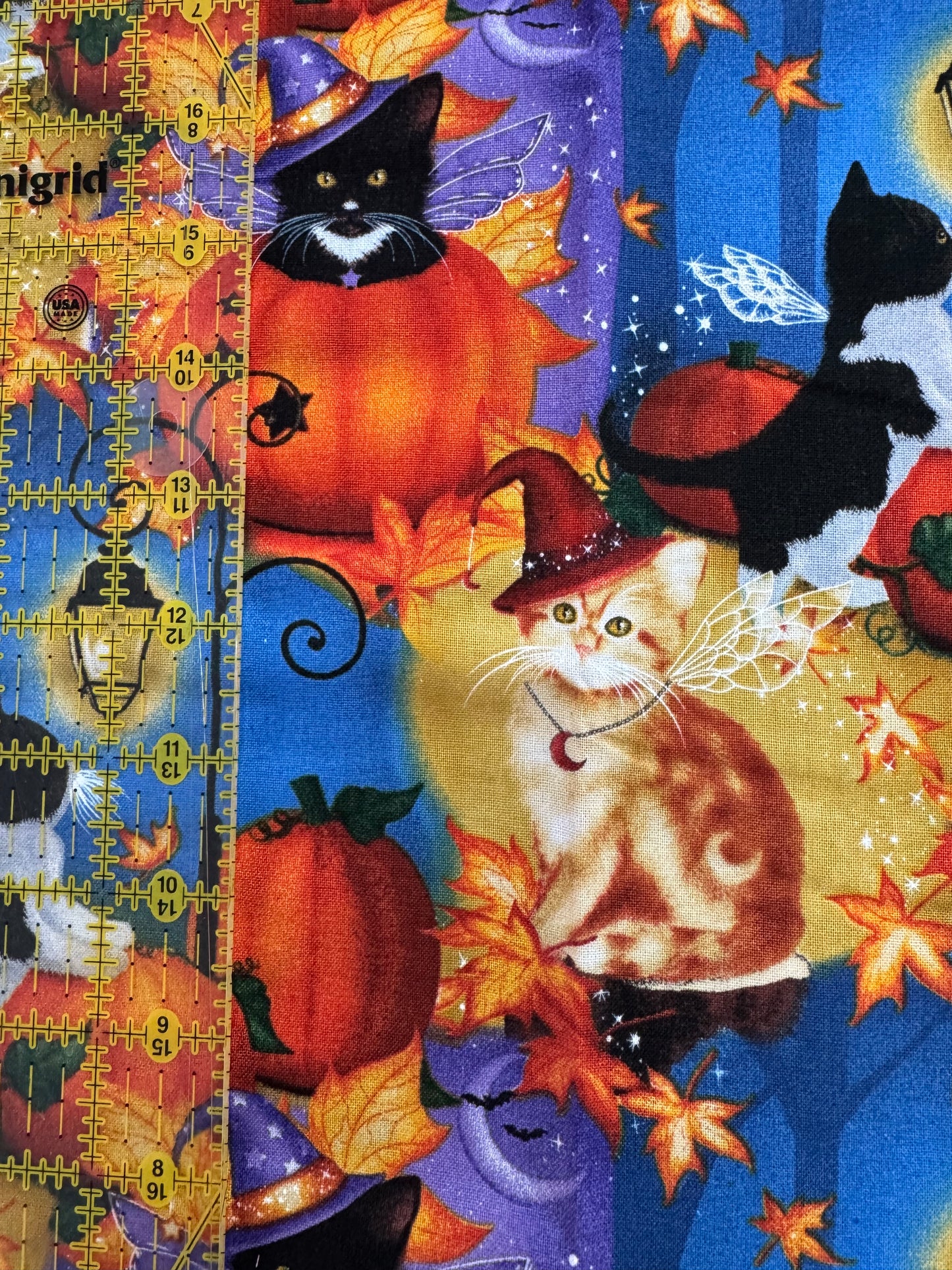 David Textiles 1 Yard PRECUT Halloween Cats and Pumpkins 100% Cotton