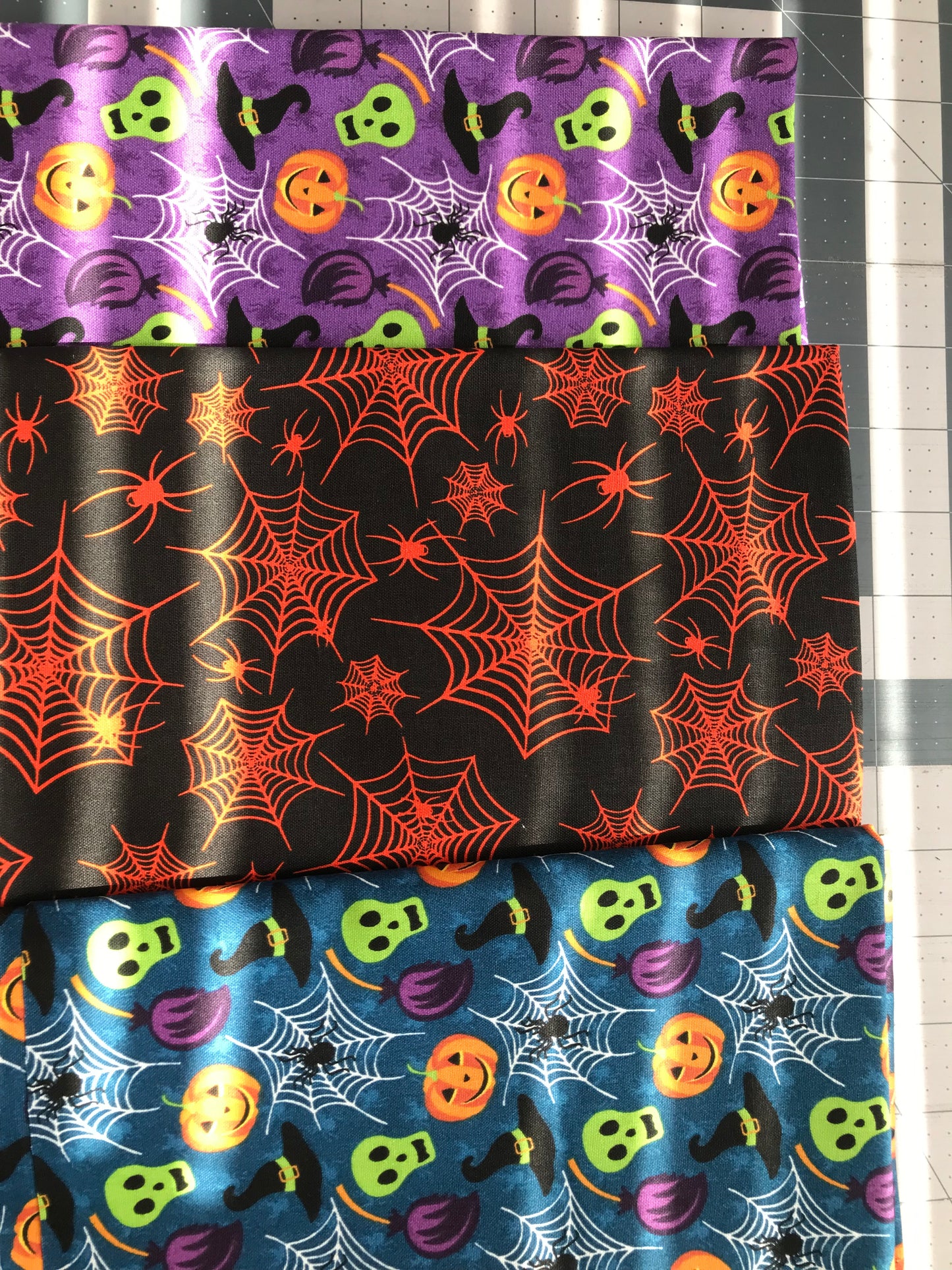 Halloween Spiderweb 100% Cotton 1 yard Precut Fabric Bundles, 3 pieces