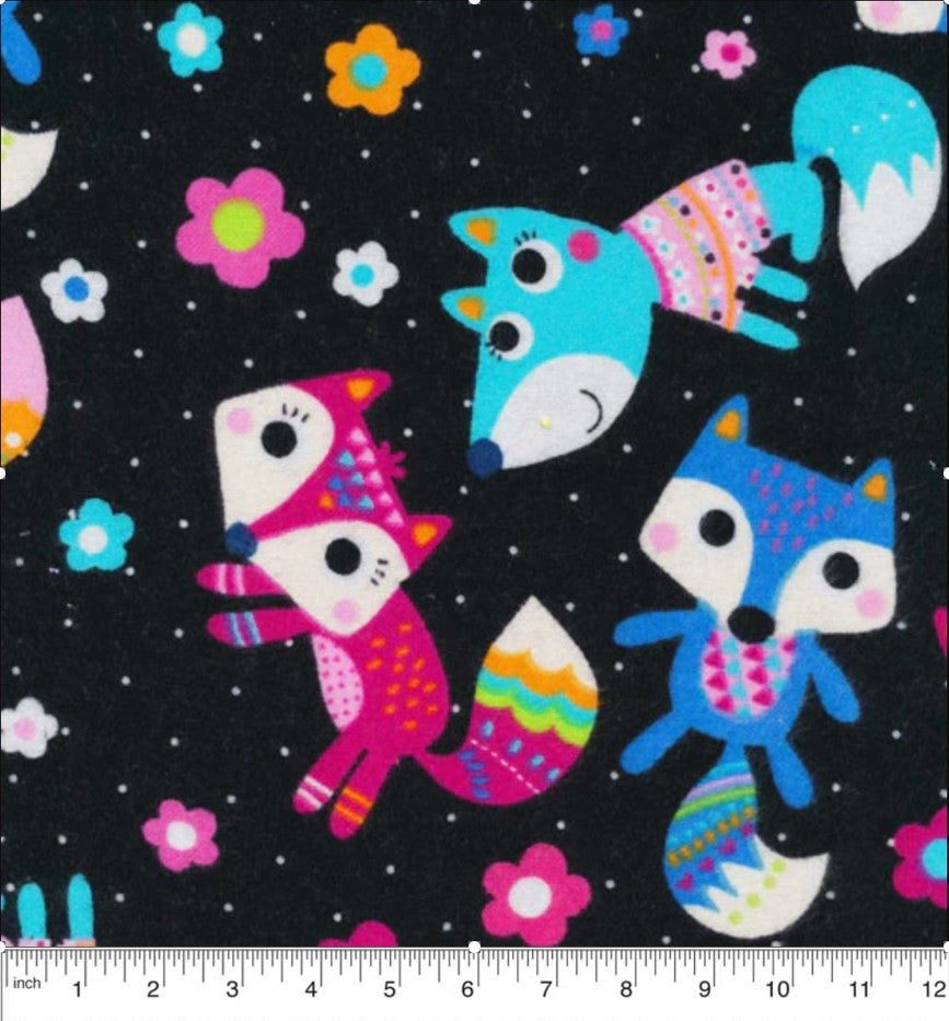 Price Per Yard Flannel Foxes on Black Fabric Paintbrush Studio Fabri-Quilt Baby