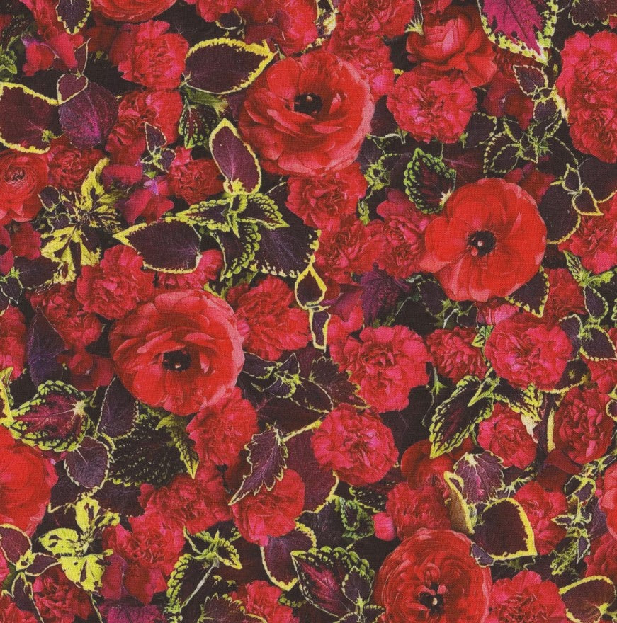 Christmas 7 Piece Fat Quarter Set 18" x 21" Hand Picked Christmas Collection Red Precut